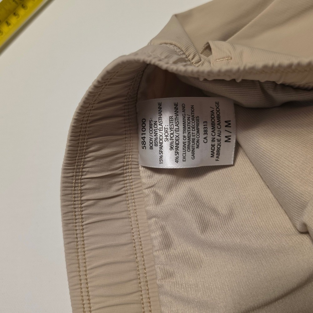 Cloudveil Active Athletic Skort Built-in Shorts Tan Beige Size Medium - Picture 7 of 10